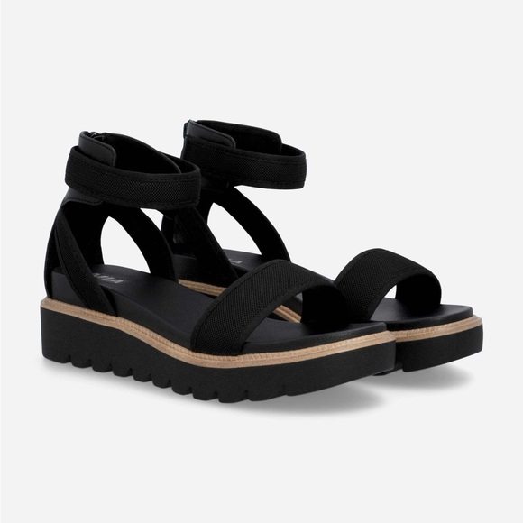 MIA Amandina Wedge Sandals - Picture 1 of 8